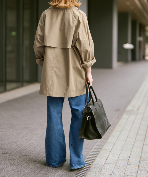 Spick & Span（スピックアンドスパン）の「《新色有り / 追加》C/Pミドル丈トレンチコート（トレンチコート・レディース・ナチュラル/ネイビー/ベージュ系その他・38/36）」の14枚目の写真