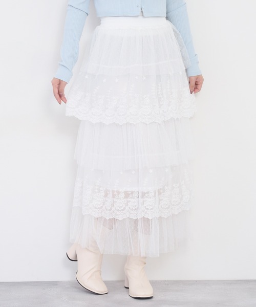 Nohea(ノヘア)の「nohea 5段刺繍チュールスカート(スカート・レディース・アイボリー/ブラック/オフホワイト・M)」の2枚目の写真