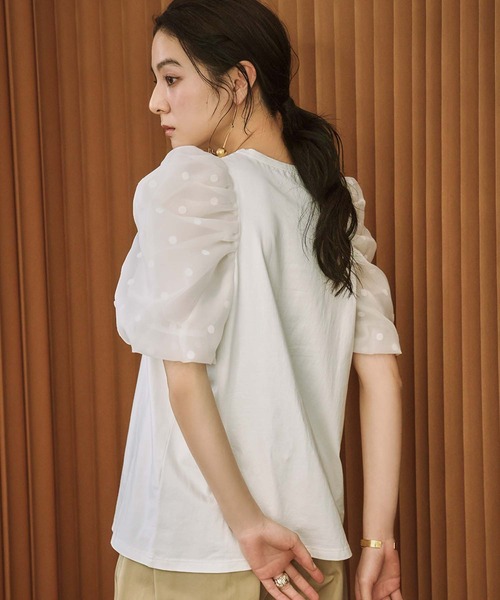 ELFRANK(エルフランク)の「ドットシアーパフスリーブトップス《着用動画あり》(Tシャツ/カットソー・レディース・オフホワイト/ブラック・L/M)」の13枚目の写真