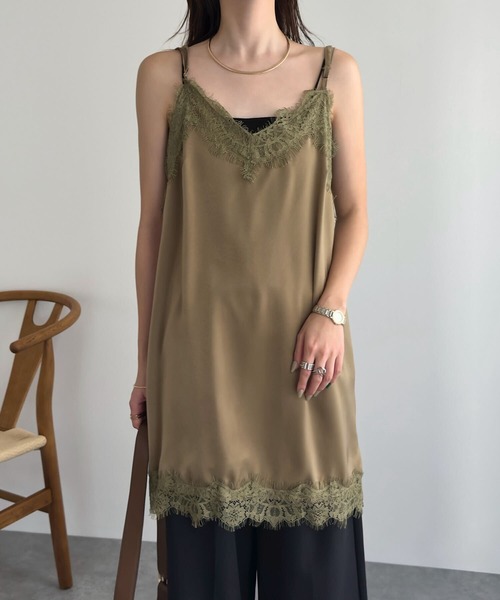 KOBE LETTUCE（コウベレタス）の「サテンキャミレースワンピース（ワンピース・レディース・ブラック/チャコール/ベージュ系・M）」の3枚目の写真