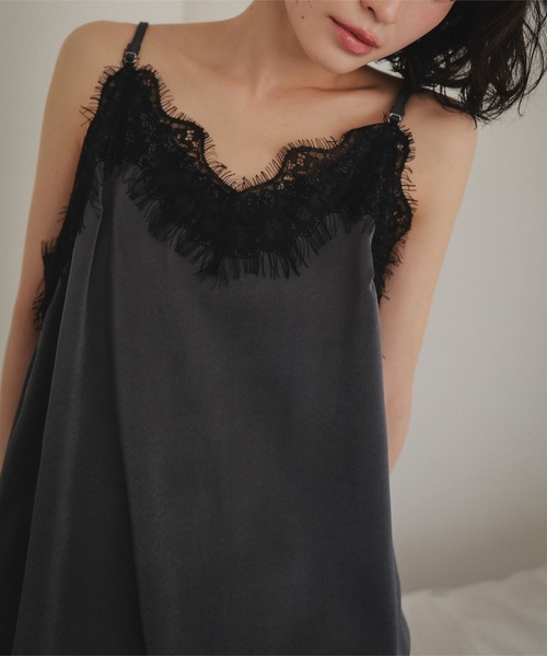 KOBE LETTUCE（コウベレタス）の「サテンキャミレースワンピース（ワンピース・レディース・ブラック/チャコール/ベージュ系・M）」の15枚目の写真