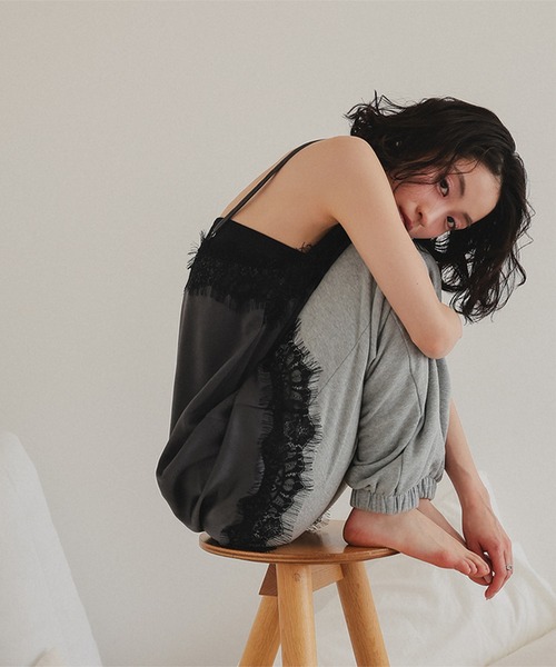 KOBE LETTUCE（コウベレタス）の「サテンキャミレースワンピース（ワンピース・レディース・ブラック/チャコール/ベージュ系・M）」の16枚目の写真