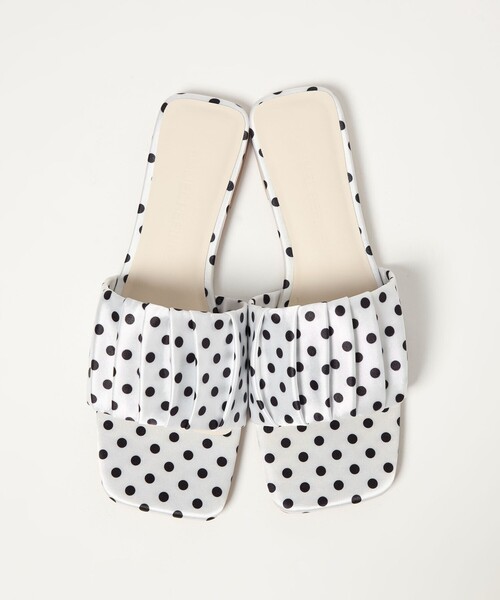 EMMEL REFINES(エメルリファインズ)の「<EMMEL REFINES>EM ギャザー フラット サンダル(サンダル・レディース・ライトブルー/ブラック/オレンジ系その他/ホワイト・L/M/S)」の2枚目の写真