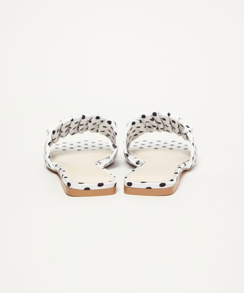 EMMEL REFINES(エメルリファインズ)の「<EMMEL REFINES>EM ギャザー フラット サンダル(サンダル・レディース・ライトブルー/ブラック/オレンジ系その他/ホワイト・L/M/S)」の14枚目の写真