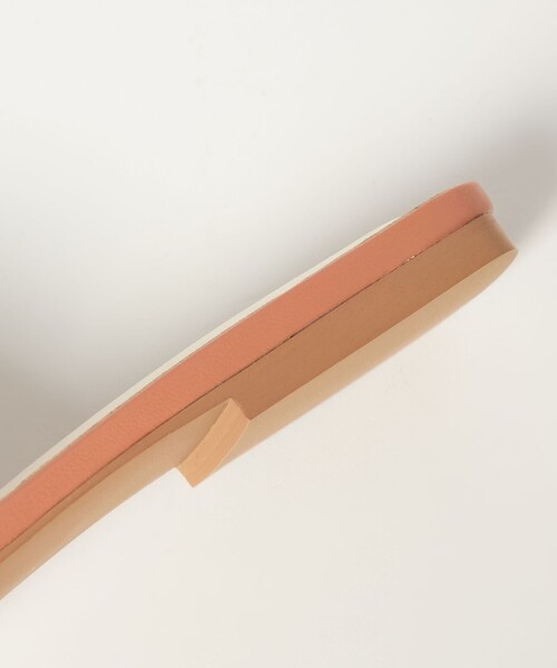 EMMEL REFINES(エメルリファインズ)の「<EMMEL REFINES>EM ギャザー フラット サンダル(サンダル・レディース・ライトブルー/ブラック/オレンジ系その他/ホワイト・L/M/S)」の5枚目の写真