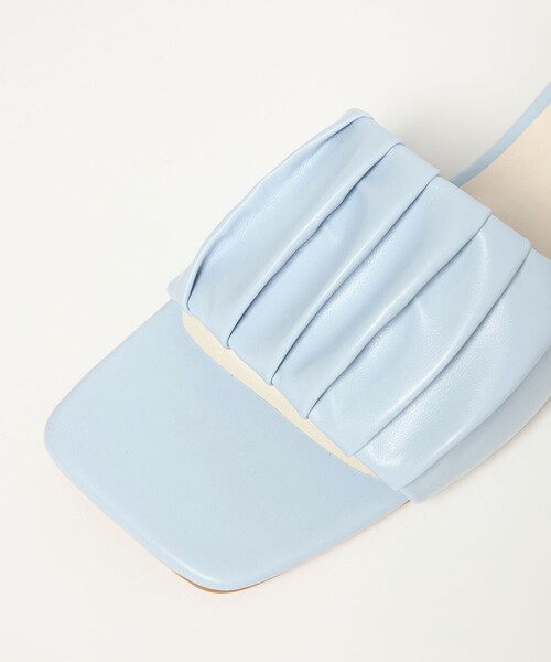 EMMEL REFINES(エメルリファインズ)の「<EMMEL REFINES>EM ギャザー フラット サンダル(サンダル・レディース・ライトブルー/ブラック/オレンジ系その他/ホワイト・L/M/S)」の7枚目の写真