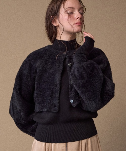 MIELI INVARIANT(ミエリインヴァリアント)の「2way Layered Knit Tops(アンサンブル・レディース・ブラウン/ブラック・FREE)」の2枚目の写真