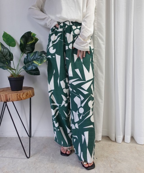 CORNERS by KR（コーナーズバイケーアール）の「【CORNERS by KR】リネンタッチ幾何学柄ラフパンツ（その他パンツ・レディース・オフホワイト/ブラック/グリーン・M）」の21枚目の写真