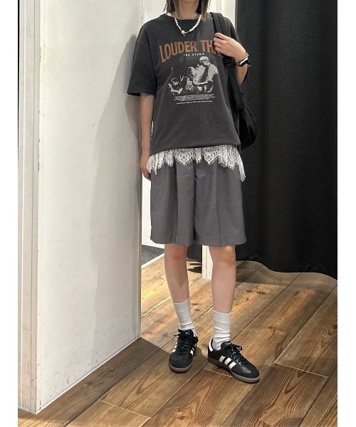 AZUL by moussy(アズールバイマウジー)の「【セットアップ対応】【身長/骨格別着用画像あり】タックハーフパンツ 春服 秋服 冬服 マニッシュ 着やせ 体系カバー 腰回りカバー(スラックス・レディース・杢グレー/ベージュ・SMALL/MEDIUM)」の11枚目の写真