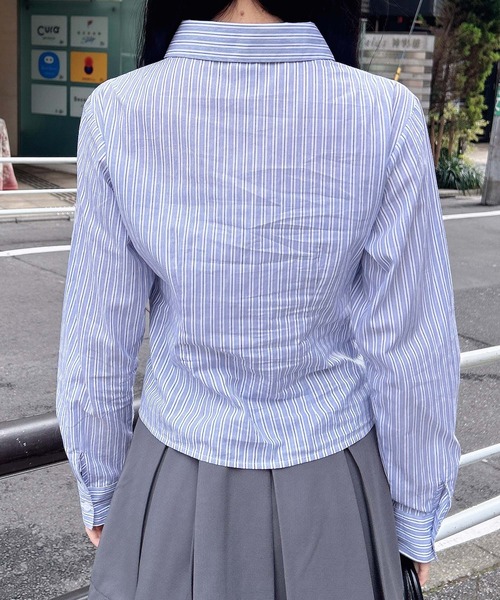 INGNI(イング)の「アソート柄ギャザークロップドシャツ(シャツ/ブラウス・レディース・ホワイト系9/ブルー系1/ネイビー系2・M)」の16枚目の写真