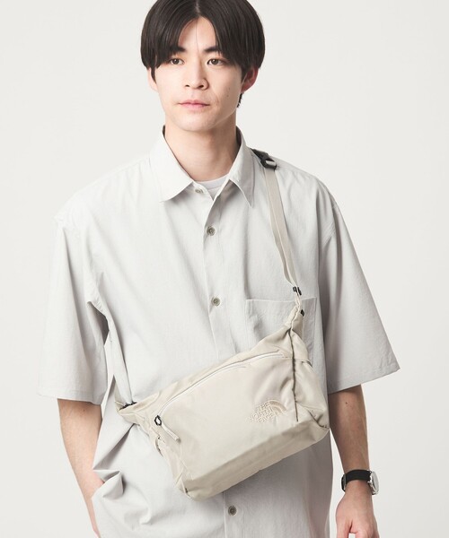 THE NORTH FACE（ザノースフェイス）の「＜THE NORTH FACE＞カペラ 5 ショルダーバッグ（ショルダーバッグ・メンズ・ナチュラル/ブラック/ダークブラウン/ダークグレー・FREE）」の4枚目の写真