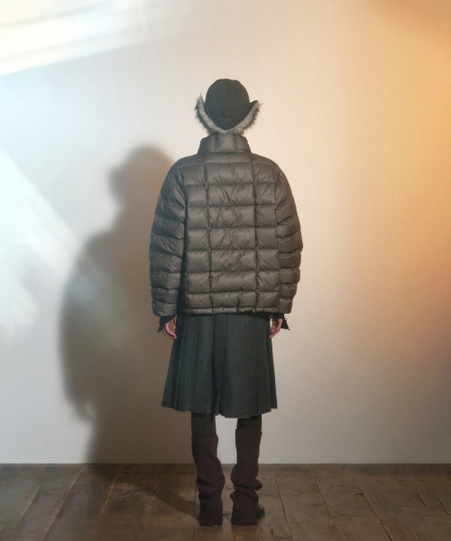 PORTERNA(ポルテナ)の「VINTAGE CHECK WRAP PLEATS SKIRT-KHAKI(スカート・レディース・その他・OS)」の2枚目の写真