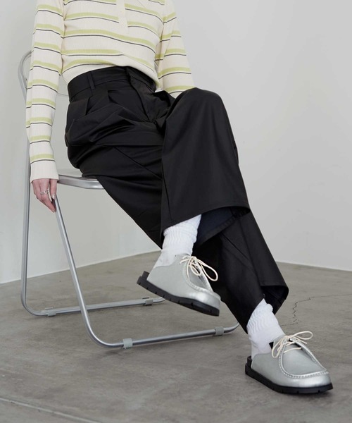 Bulue.(ブルー)の「レースアップ サボサンダル モカシン風 シルバー サボ ミュール つっかけ ローヒール(モカシン/デッキシューズ・レディース・シルバー/ブラック/キャメル・40/39/38/37)」の15枚目の写真