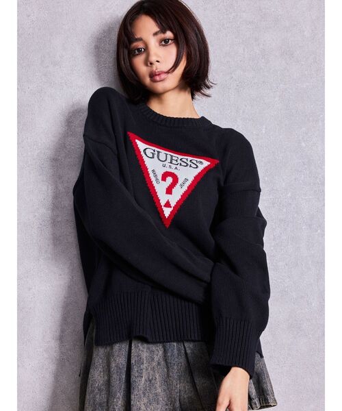 Guess(ゲス)の「GUESS GJ LS CN BIG TRIANGLE SWTR(ニット/セーター・レディース・ブラック/グレー/オフホワイト・FREE)」の1枚目の写真