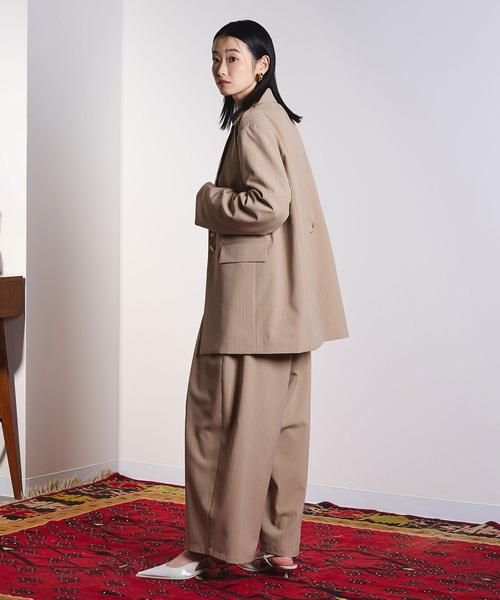 ROSE BUD（ローズバッド）の「(CREOLME)STRIPE TUCK BARREL PANTS（その他パンツ・レディース・ベージュ/ブラック・M/S）」の4枚目の写真