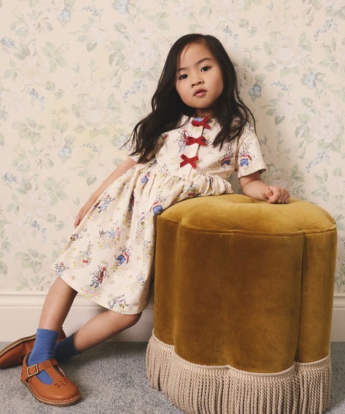 Cath Kidston(キャスキッドソン)の「キッズ リボン ワンピース Easter Bunnies(ワンピース・キッズ・アイボリー・122/110/98)」の1枚目の写真
