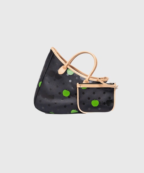 THE BEATLES COMME des GARCONS(ザ ビートルズ コムデギャルソン)の「THE BEATLES CdG BOAT BAG APPLE PRINTED / Natural collour handle SMALL(トートバッグ・メンズ・ブラック・ONE SIZE)」の2枚目の写真