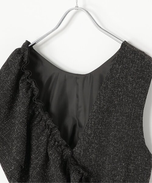 notch.(ノッチ)の「サマーツイードフリルオールインワン(サロペット/オーバーオール・レディース・グレー/アイボリー/ブラック/ブラウン・M)」の10枚目の写真