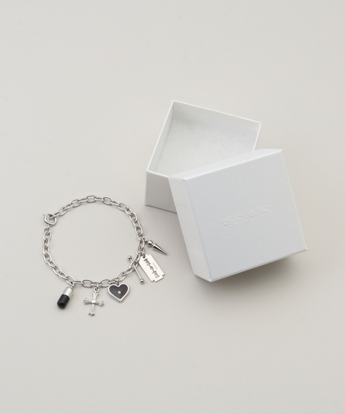 BASICKS(ベイシックス)の「BASICKS / ベイシックス Multiple Metal Necklace(ネックレス・レディース・シルバー・FREE)」の2枚目の写真