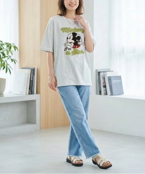 Disney(ディズニー)の「【DISNEY/ディズニー】ミッキーマウス サガラ刺繍半袖Tシャツ(Tシャツ/カットソー・レディース・オートミール/スミクロ/スカイブルー/オレンジ・LARGE/MEDIUM)」の10枚目の写真
