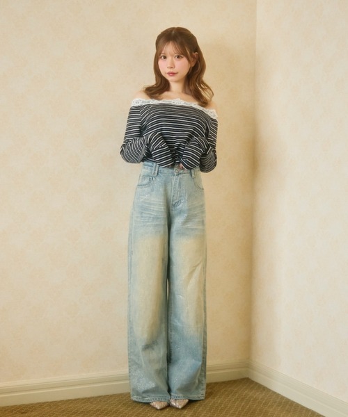 TITTY&CO.（ティティーアンドコー）の「ヴィンテージウォッシュデニム（デニムパンツ・レディース・ライトブルー・S/L/M）」の2枚目の写真