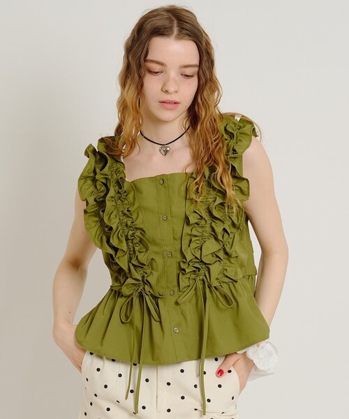 w closet(ダブルクローゼット)の「フリフリノースリブラウス(シャツ/ブラウス・レディース・カーキ/ブラック/レッド/グリーン/ブラック系その他/オフホワイト・FREE)」の17枚目の写真