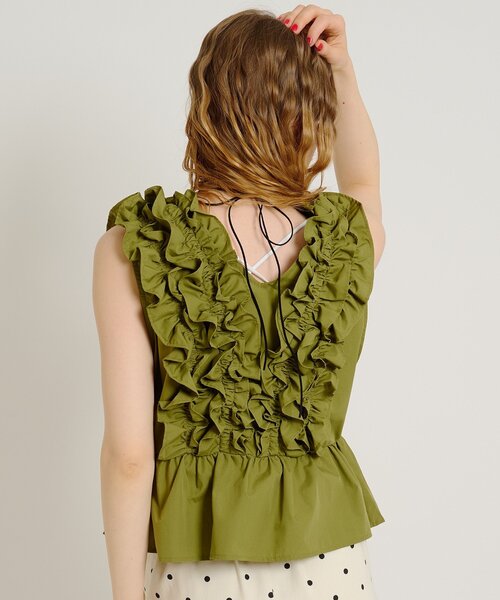 w closet(ダブルクローゼット)の「フリフリノースリブラウス(シャツ/ブラウス・レディース・カーキ/ブラック/レッド/グリーン/ブラック系その他/オフホワイト・FREE)」の21枚目の写真