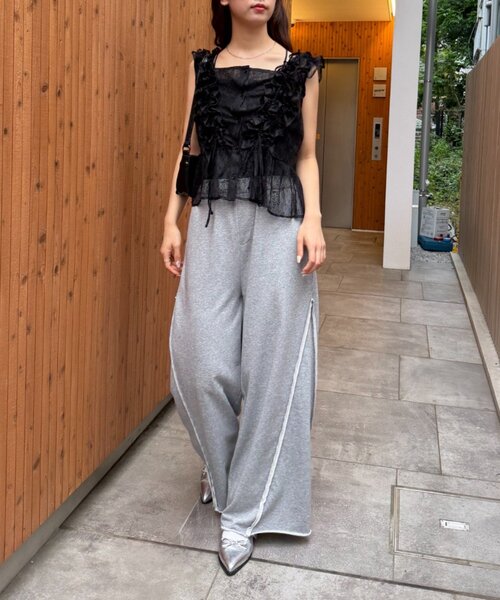 w closet(ダブルクローゼット)の「【レース素材が新登場!無地/チェック柄】フリフリノースリブラウス(シャツ/ブラウス・レディース・カーキ/ブラック/レッド/グリーン/ブラック系その他/オフホワイト・FREE)」の20枚目の写真