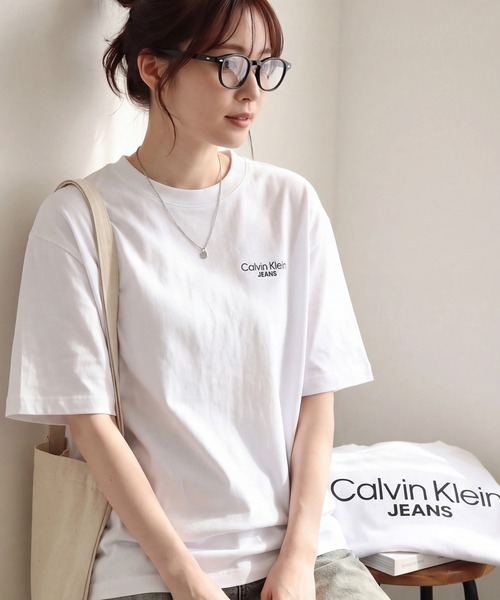 Calvin Klein Jeans（カルヴァンクラインジーンズ）の「【Calvin Klein JEANS/カルバンクライン ジーンズ】LOGO BACK PRINT T-SHIRT/ロゴ バックプリント 半袖Tシャツ（Tシャツ/カットソー・メンズ・ホワイト/ブラック・L/XL/M）」の16枚目の写真