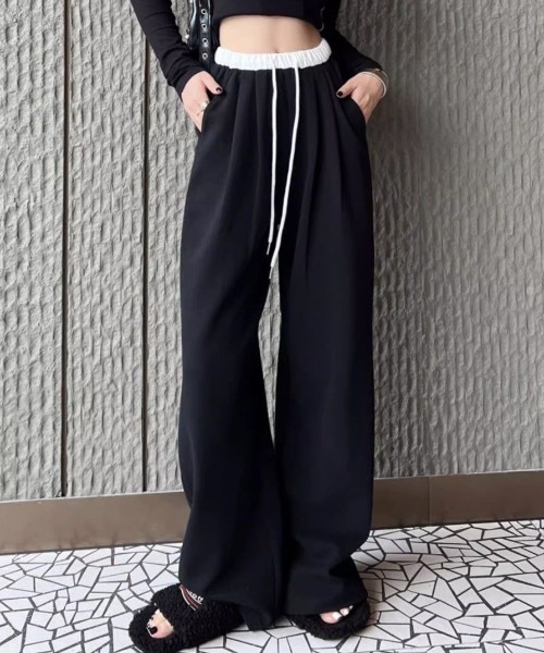 Teem Store(チームストア)の「薄手ダブルウエストワイドスウェットパンツ(スウェットパンツ・レディース・ブラック/グレー・L/M)」の3枚目の写真