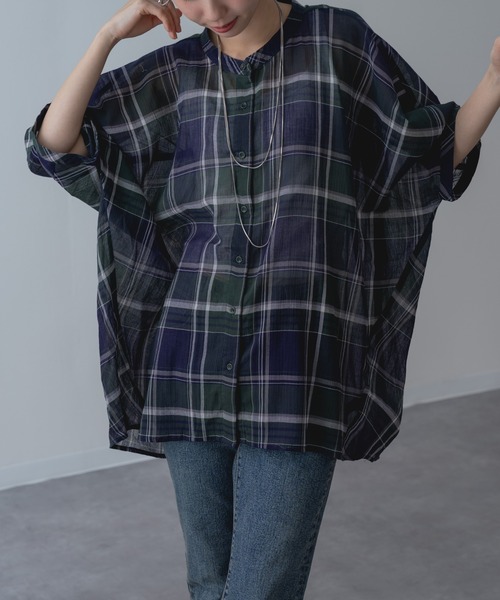 refinedworks(リファインドワークス)の「【refinedworks】大人カジュアル を彩る チェック柄 シャツ(シャツ/ブラウス・レディース・グレー/レッド/グリーン・FREE)」の10枚目の写真