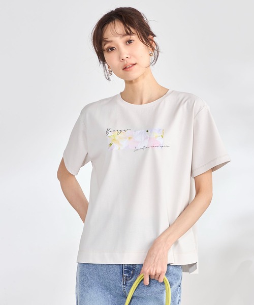 GALLORIA(ギャローリア)の「【plantica×GALLORIAコラボ】花びらプリントTシャツ(Tシャツ/カットソー・レディース・オフホワイト/オートミール・S/M/LL/L)」の2枚目の写真