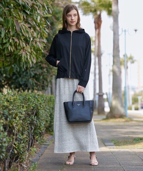 DRESSTERIOR（ドレステリア）の「【接触冷感/日除け対策】UVカット サマーライトパーカー（パーカー・レディース・ブラック/グレー・38/36/34）」の18枚目の写真