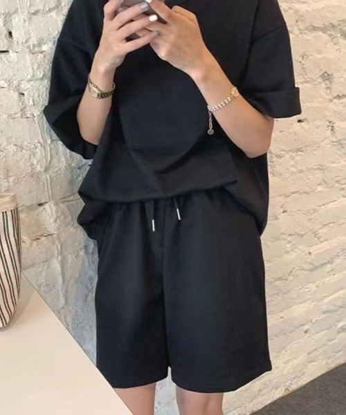 mielu(ミエル)の「リラックスルーズカットソーセットアップ(Tシャツ/カットソー・レディース・チャコール/ブルー/アイボリー/ブラック/ライトグレー・MEDIUM/LARGE)」の11枚目の写真