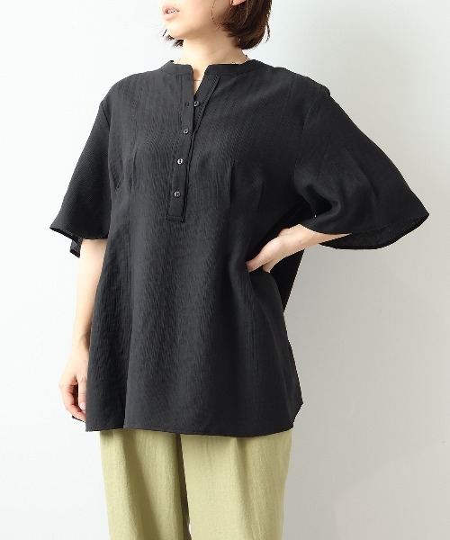 leswel（レスウェル）の「【M～5L】ドビーストライプサイドタックブラウス（シャツ/ブラウス・レディース・ブルー/ブラック/ライトグリーン・M/L/LL/3L/4L/5L）」の6枚目の写真