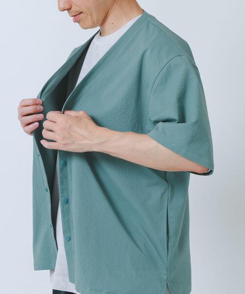 ITEMS URBANRESEARCH(アイテムズ アーバンリサーチ)の「『接触冷感/イージーケア/吸水速乾/撥水/防汚』高機能シアサッカー 半袖カーディガン(楽着シリーズ)(カーディガン/ボレロ・メンズ・ベージュ/ブラック/ライトブルー・MEDIUM/LARGE)」の5枚目の写真