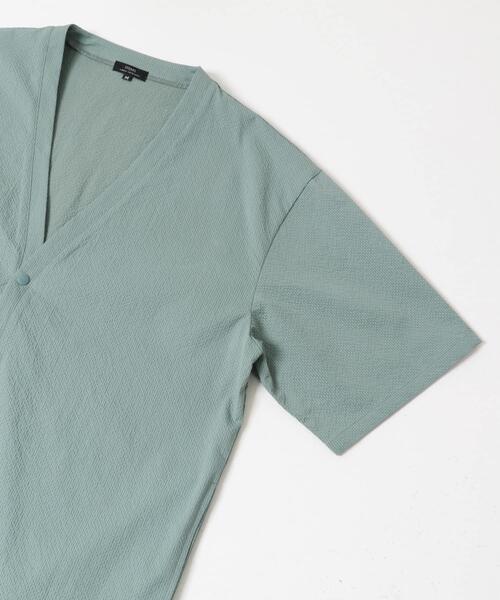 ITEMS URBANRESEARCH(アイテムズ アーバンリサーチ)の「『接触冷感/イージーケア/吸水速乾/撥水/防汚』高機能シアサッカー 半袖カーディガン(楽着シリーズ)(カーディガン/ボレロ・メンズ・ベージュ/ブラック/ライトブルー・MEDIUM/LARGE)」の7枚目の写真