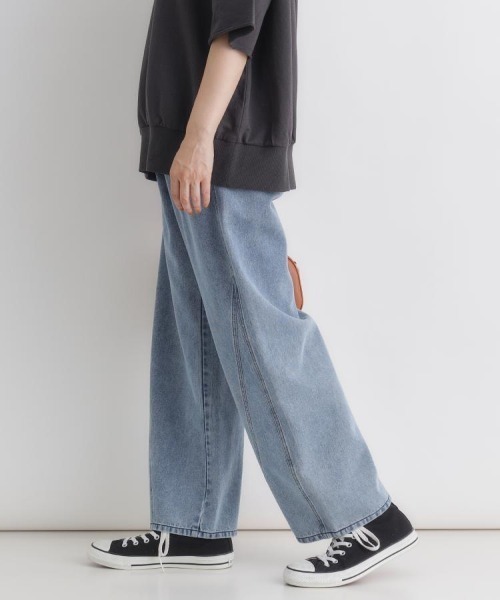 Right-on(ライトオン)の「【HONEYSUCKLE ROSE】ケミカル加工コクーンデニムパンツ (ヴィンテージライク / テンセル混 / ドローコード / ウエストゴム)(その他パンツ・レディース・ライトインディゴブルー・M/L)」の14枚目の写真