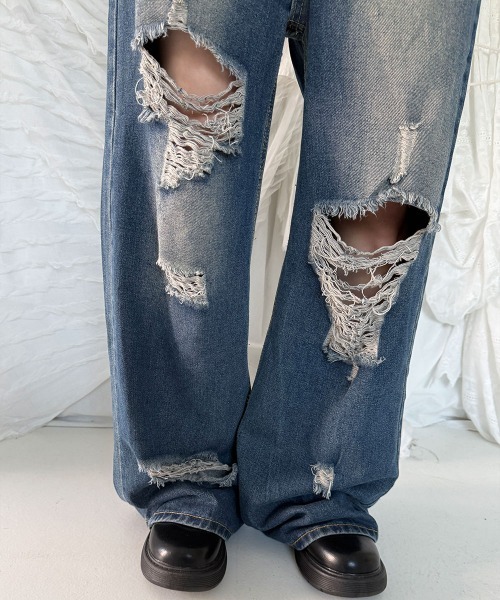 4INT.(フォイント)の「ダメージ ウォッシュド デニム ワイド パンツ(デニムパンツ・レディース・ブルー・S/M/L)」の13枚目の写真