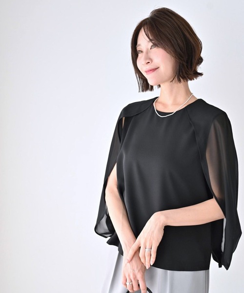 Ehre style(エーレスタイル)の「1枚で完成さりげな腕隠し上品トップス(シャツ/ブラウス・レディース・アイボリー/ブラック・FREE)」の2枚目の写真