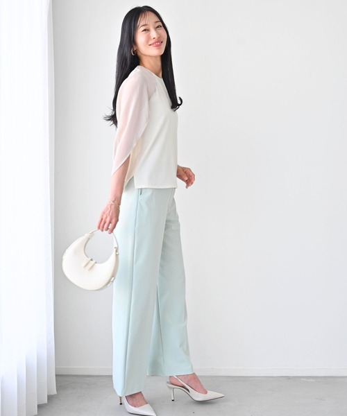 Ehre style(エーレスタイル)の「1枚で完成さりげな腕隠し上品トップス(シャツ/ブラウス・レディース・アイボリー/ブラック・FREE)」の5枚目の写真