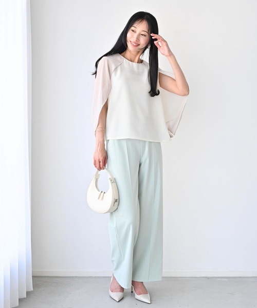 Ehre style(エーレスタイル)の「1枚で完成さりげな腕隠し上品トップス(シャツ/ブラウス・レディース・アイボリー/ブラック・FREE)」の15枚目の写真