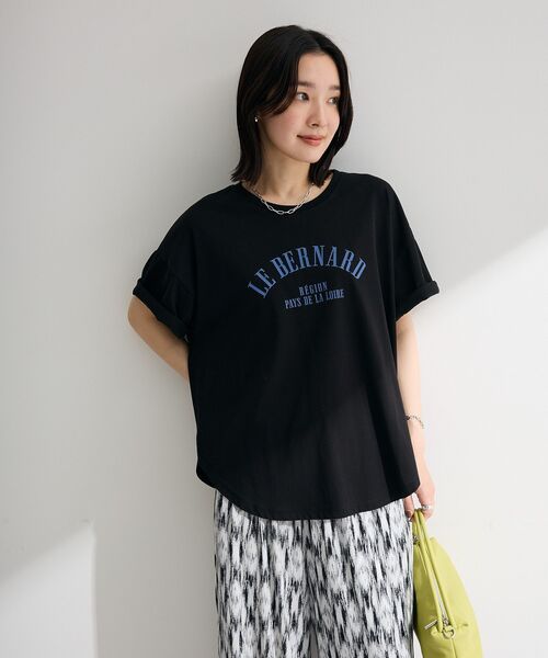 Green Parks(グリーンパークス)の「【接触冷感・抗菌防臭】裾ラウンド機能ロゴTシャツ(Tシャツ/カットソー・レディース・ライトベージュ/ブラック/オフホワイト/杢グレー・FREE)」の6枚目の写真