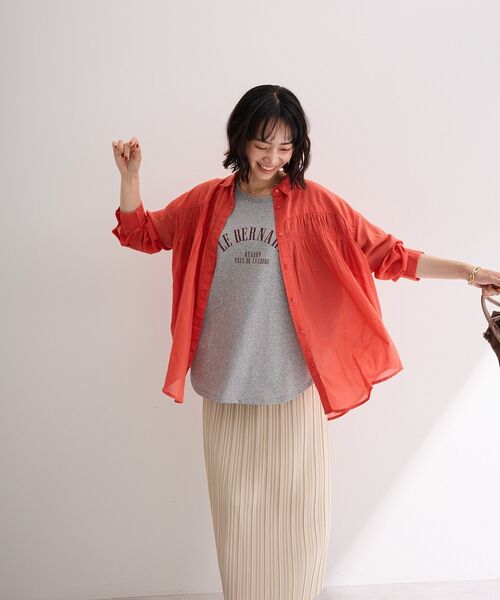 Green Parks(グリーンパークス)の「【接触冷感・抗菌防臭】裾ラウンド機能ロゴTシャツ(Tシャツ/カットソー・レディース・ライトベージュ/ブラック/オフホワイト/杢グレー・FREE)」の10枚目の写真