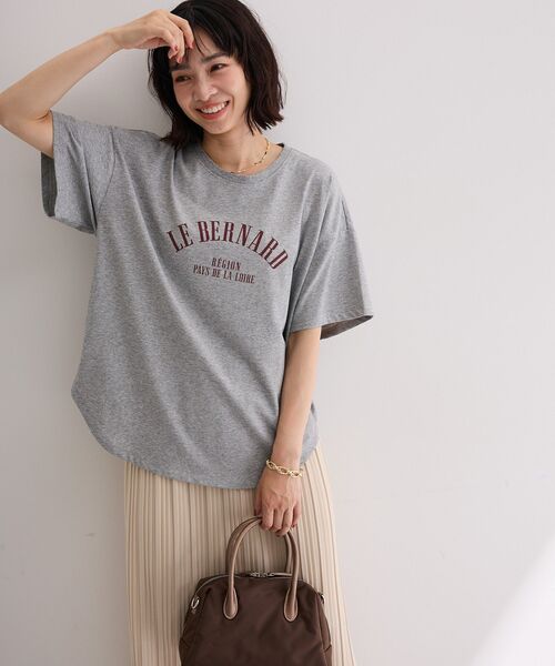 Green Parks(グリーンパークス)の「【接触冷感・抗菌防臭】裾ラウンド機能ロゴTシャツ(Tシャツ/カットソー・レディース・ライトベージュ/ブラック/オフホワイト/杢グレー・FREE)」の12枚目の写真
