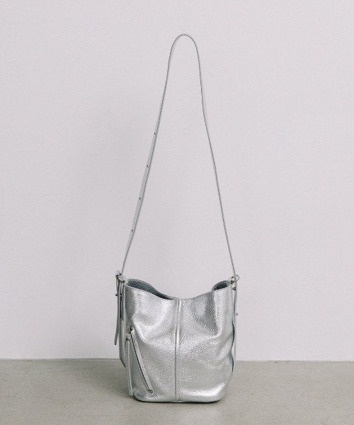 Beau're(ヴュレ)の「【BEAURE/ビュレ】バケット ショルダー Bag B-26218(ショルダーバッグ・レディース・シルバー/モカ/ブラック/ライトブルー・FREE)」の4枚目の写真