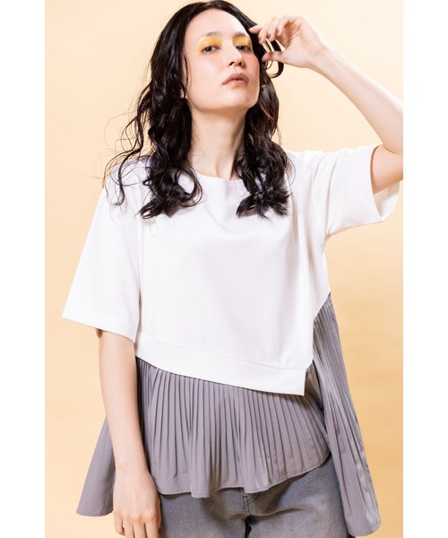 OSMOSIS(オズモーシス)の「プリーツ切替Tシャツ(Tシャツ/カットソー・レディース・ホワイト/ネイビー/ブラック・ONE SIZE)」の7枚目の写真
