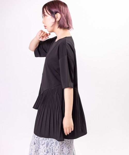 OSMOSIS(オズモーシス)の「プリーツ切替Tシャツ(Tシャツ/カットソー・レディース・ホワイト/ネイビー/ブラック・ONE SIZE)」の12枚目の写真
