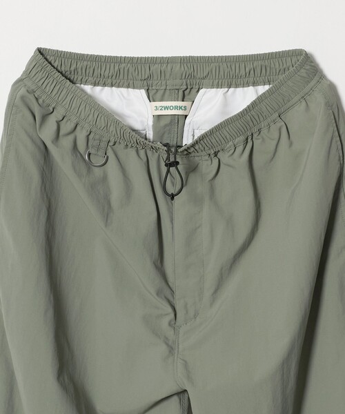 green label relaxing(グリーンレーベルリラクシング)の「【別注/WEB限定】<3/2 WORKS>GLR サプレックスナイロン トレーニング パンツ(その他パンツ・メンズ・オリーブ/ブラック・S/M/L/XL)」の21枚目の写真