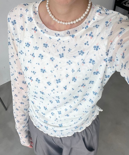 mul.(ムル)の「ミニフラワー柄シアートップス(Tシャツ/カットソー・レディース・ホワイト・FREE)」の2枚目の写真
